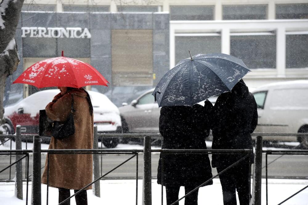 POGLEDAJTE ŠTA NAS ČEKA U SEDMICI PRED NAMA: Evo kada stiže ZAHLAĐENJE sa KIŠOM i SNEGOM!