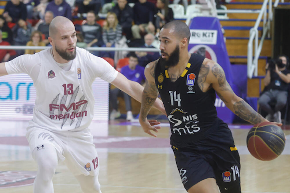 MUR POGAĐAO DVOJKE, TRIFUNOVIĆ TROJKE: Partizan u samoj završnici utakmice slomio sjajni FMP (VIDEO/FOTO)