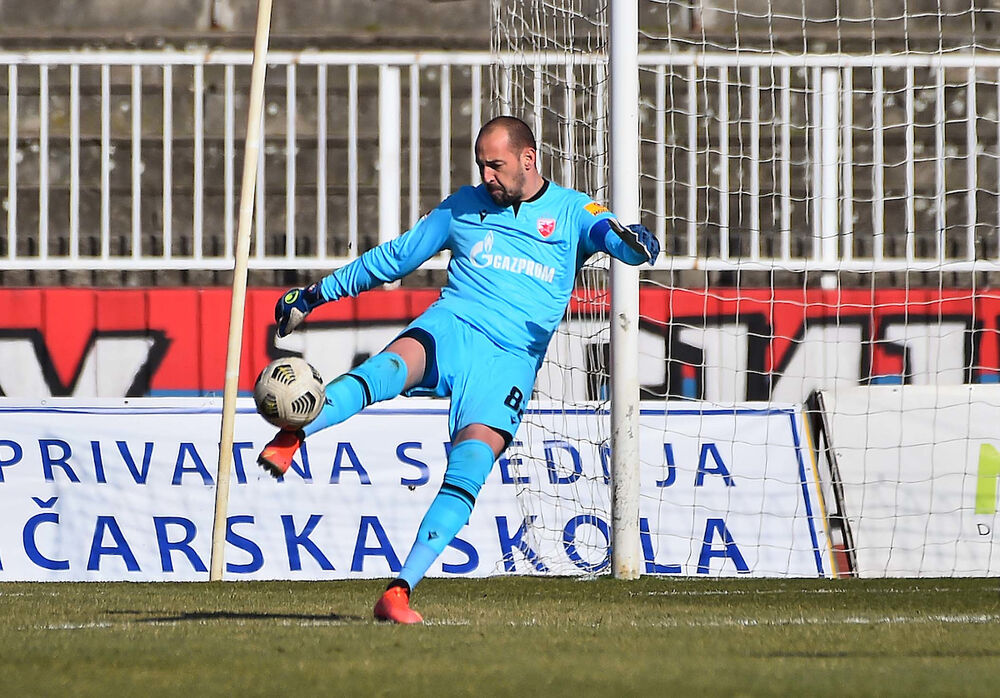 Milan Borjan u dresu Crvene zvezde