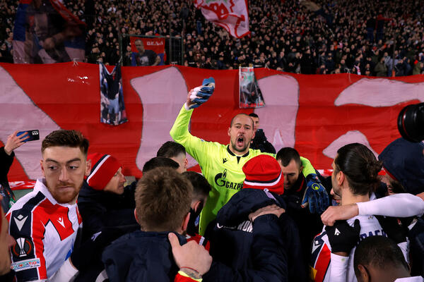 EMOTIVNA poruka Milana Borjana! Nije ZAOBIŠAO nikoga! (FOTO)