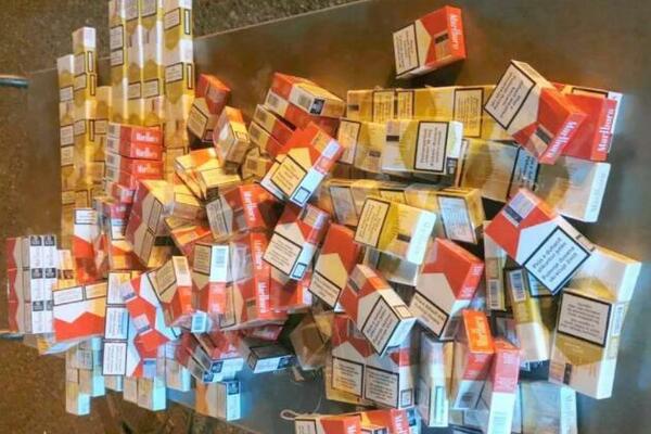 CARINICI ZAPLENILI 200 PAKLICA CIGARETA NA HORGOŠU: Evo gde je bila "uštekana" neprijavljena roba! (FOTO)