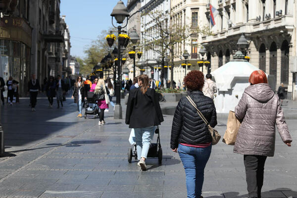 PREKO MILION LJUDI JE UMRLO U SRBIJI ZA 10 GODINA: Stručnjaci otkrivaju da li duže žive žene ili muškarci