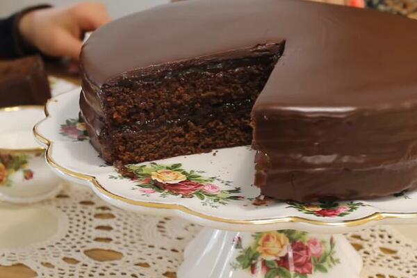 ŠEHER TORTA SE SPREMA SAMO NA 1 NAČIN: Sadrži ONO ŠTO SRBI OBOŽAVAJU (RECEPT)