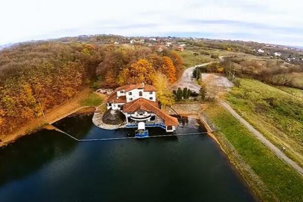 MISTERIOZNO JEZERO PREPUNO TAJNI: Ovo su PREDANJA koja krije jezero KUDREČ (FOTO/VIDEO)