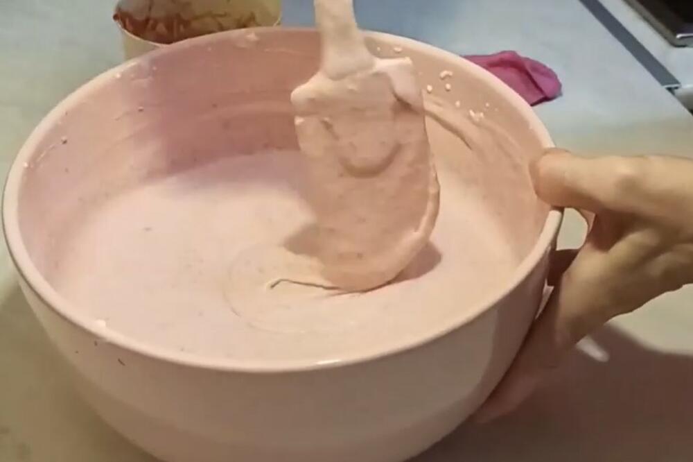Domaći sladoled od malina: Savršen ledeni užitak za predstojeće vrele dane, zdraviji od kupovnog