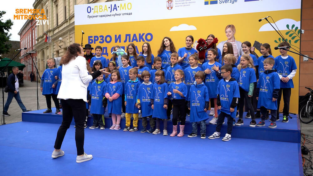 Sremska Mitrovica platila projekat za stadion na jednoj lokaciji, pa  odlučila da ipak bude na drugoj? - Vojvođanski istraživačko-analitički  centar VOICE