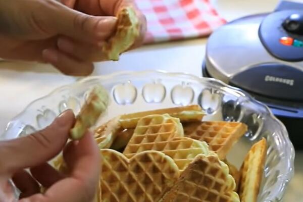 STARE BAKE OVAKO SPREMAJU GALETE: Zbog samo 1 SASTOJKA mekane su KAO DUŠA i tope se u ustima! (RECEPT)