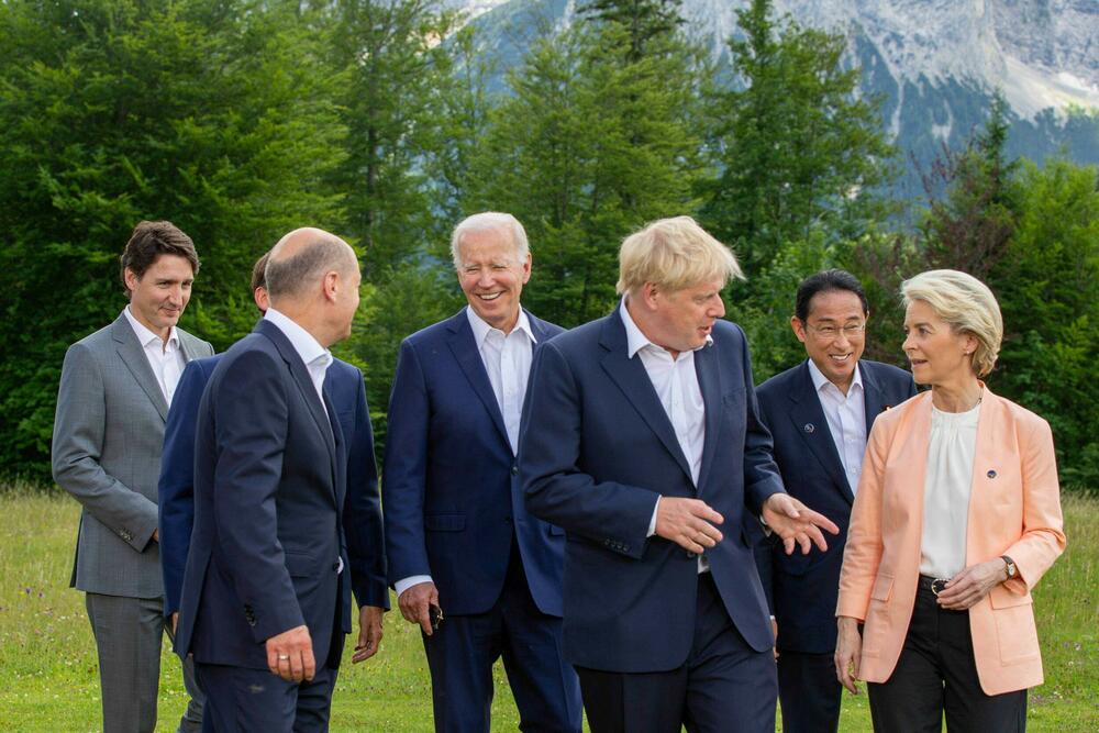 G7