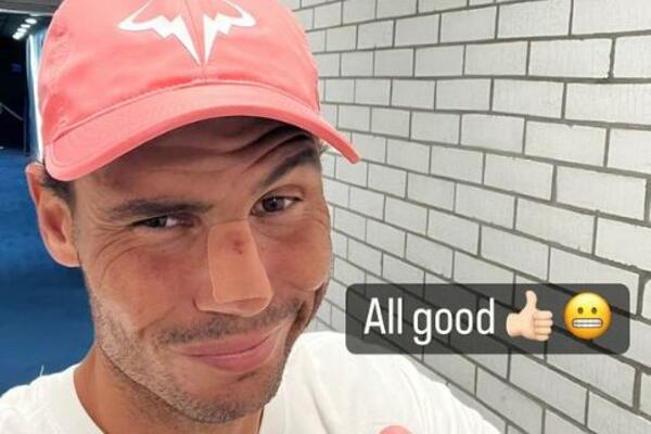 NADAL SE SLIKAO POSLE OBRAČUNA SA FONJINIJEM: Ostala mu fina 'uspomena' (FOTO/VIDEO)