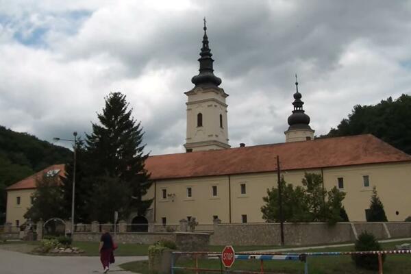 U ovom manastiru na Fruškoj gori sahranjen je poslednji Nemanjić: Za njega se vezuju brojne legende o izlečenju