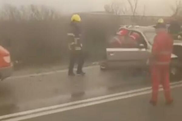 TEŽAK UDES NA IBARSKOJ MAGISTRALI! Strahuje se da ima poginulih (VIDEO)