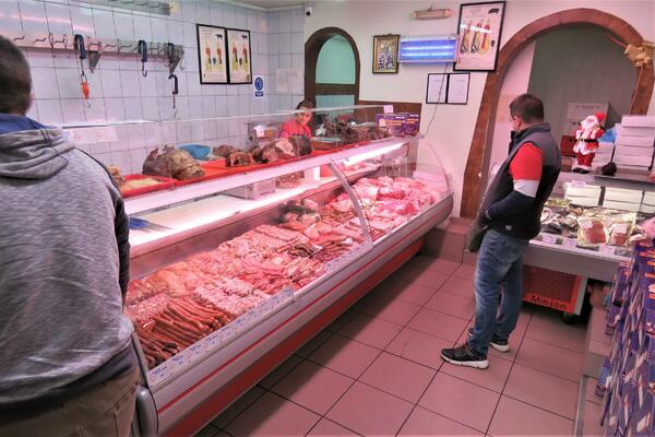 Kako da znate da li je meso koje kupujete sveže i bezbedno? Načelnica Veterinarske inspekcije otkriva važne savete