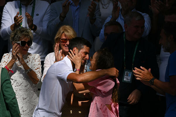 NOVAK I JELENA BLISTAJU OD SREĆE: Slavlje u porodici Đoković, evo kako je sve izgledalo! (FOTO)