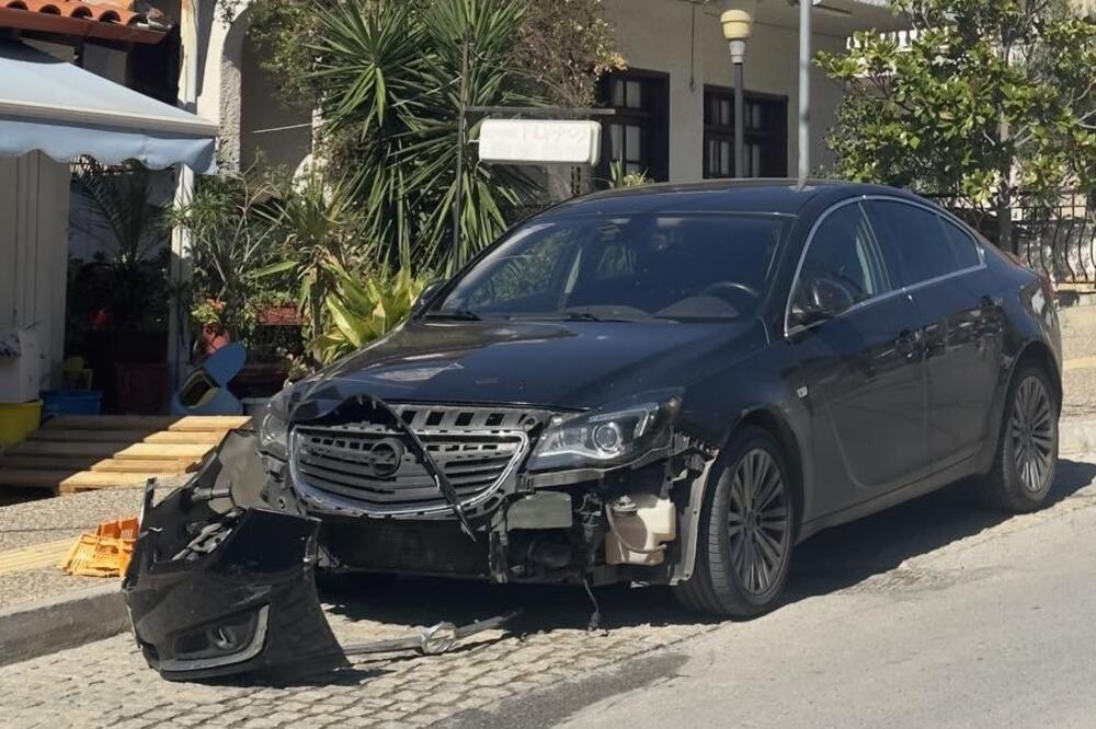 FILIPU IZ ČAČKA GRK KAMIONOM RAZLUPAO AUTO NA PARKINGU! Način na koji se sve rešilo ga je potpuno IZNENADIO (FOTO)