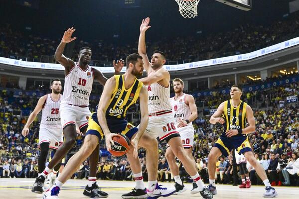 FENERBAHČE SRUŠIO OLIMPIJAKOS PRED PARTIZAN! Asvel upisao prvu pobedu u Evroligi