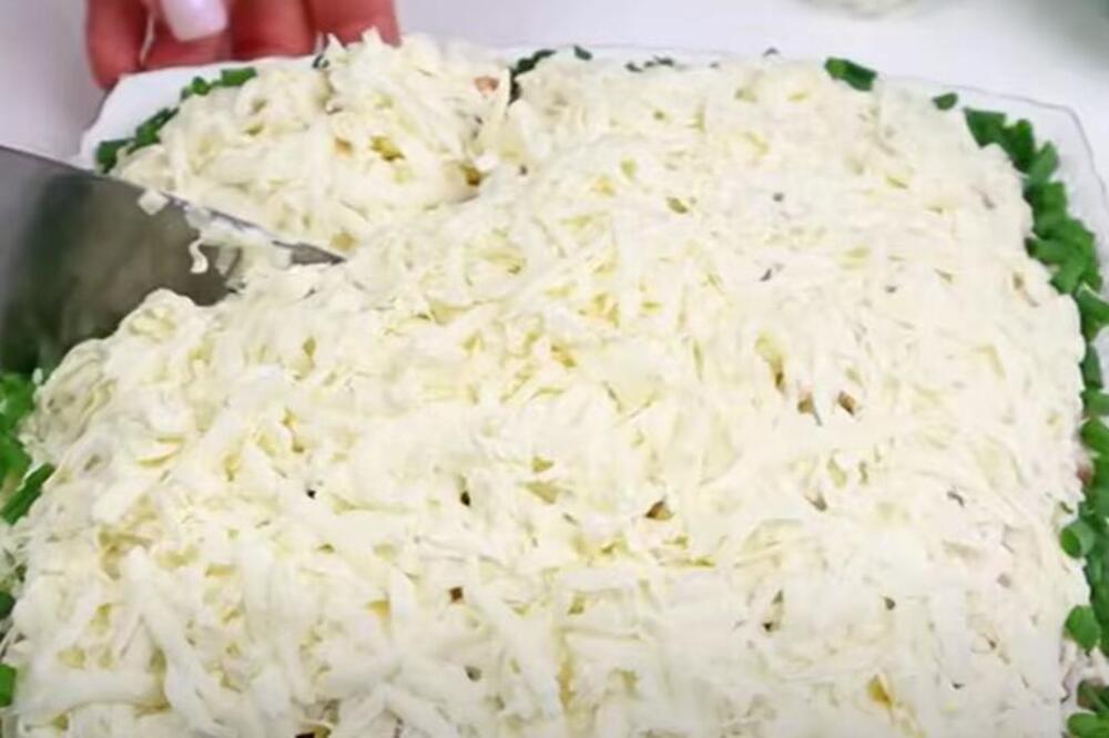 SVEČANA SALATA "BELI PRINC" KOJA SE OBAVEZNO PRAVI ZA SLAVU: Najlaganija i kremasta - recept samo za poželeti