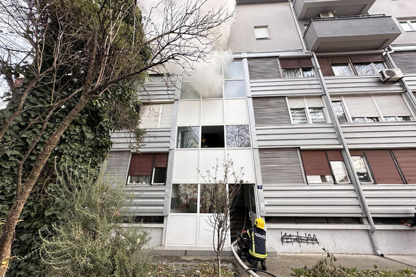 IZBIO POŽAR U STANU U ČAČKU: Dve žene teško POVREĐENE!