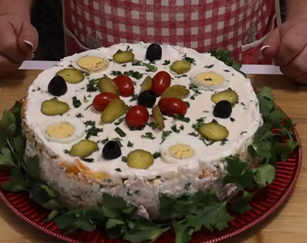 Snežna kraljica, Salata, Slana torta