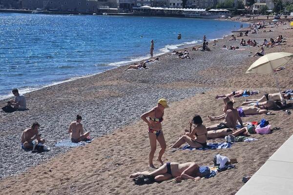 Hrvati besni na turiste: "Peku se na suncu da bi selo videlo da su bili na moru"