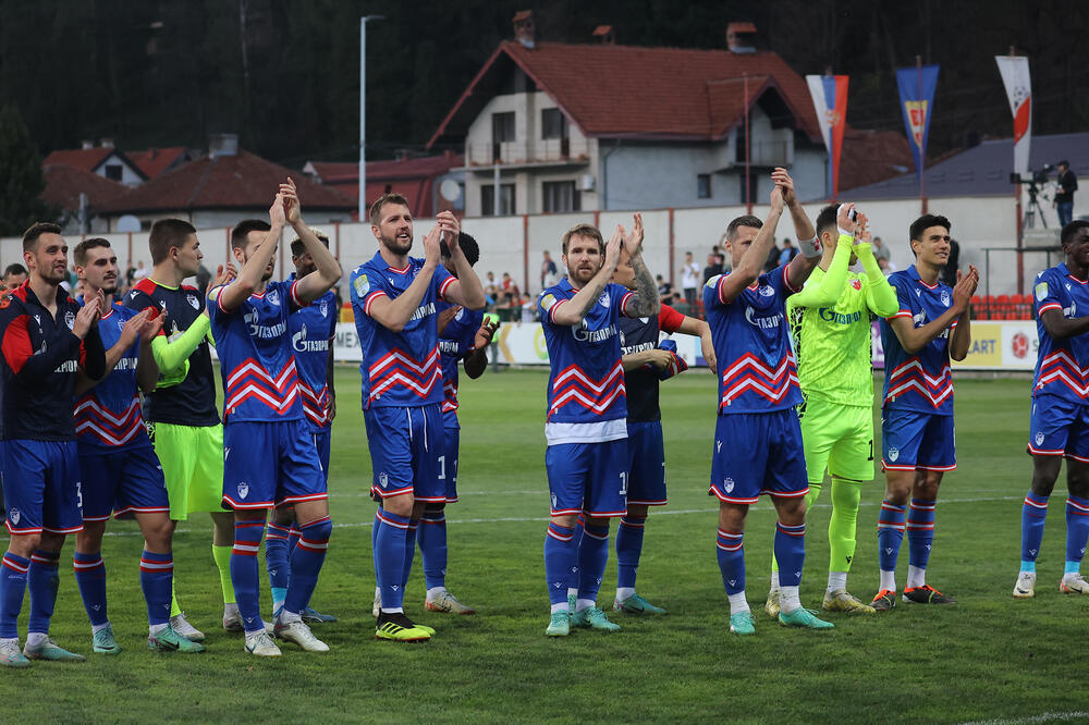 ZVEZDIN SINONIM ZA TROFEJE ODLAZI? Ima opciju da produži ugovor, odluka na Vladanu Milojeviću (FOTO)