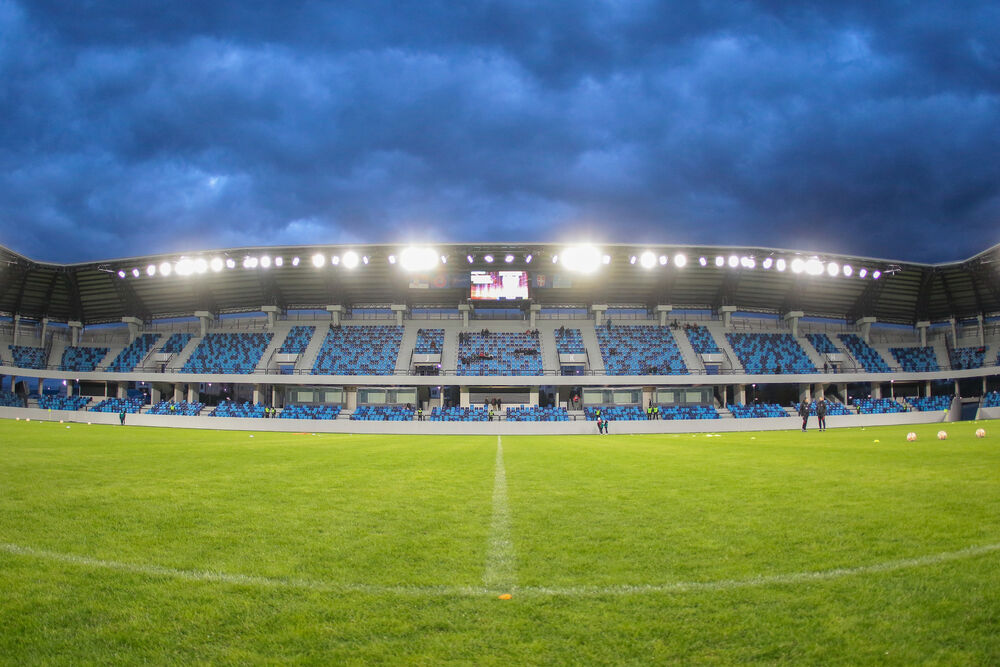 Travnata podloga stadiona Lagator u Loznici