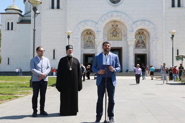 ŠAPIĆ OBIŠAO RADOVE NA UREĐENJU AMBIJENTA PORED NAJVEĆE SVETINJE: Ovako će izgledati plato ispred Hrama Svetog Save