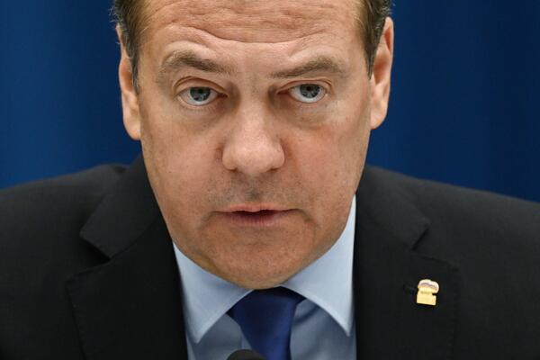 "Dešavanja u Jugoslaviji i bombardovanje Beograda su nam otvorili oči": Medvedev udario po NATO-u, ori se planeta!
