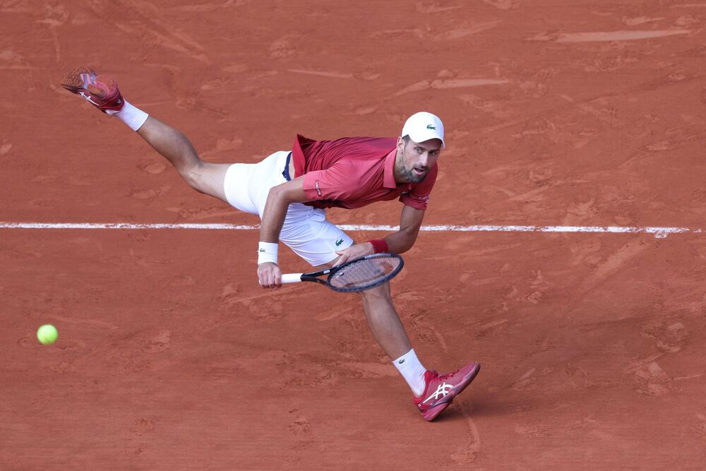 Novak Đoković tokom meča protiv Fransiska Serundola