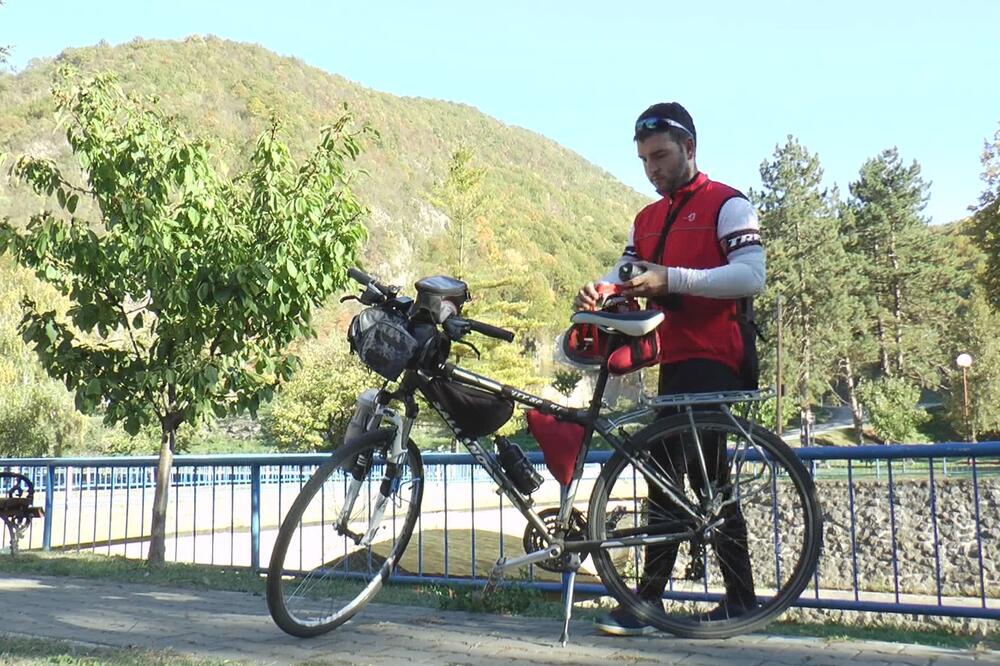 STEFAN NA BICIKLU PREŠAO DESETINE HILJADA KILOMETARA: Čačanin fasciniran Prokletijama, a dan kad se spasio... FOTO