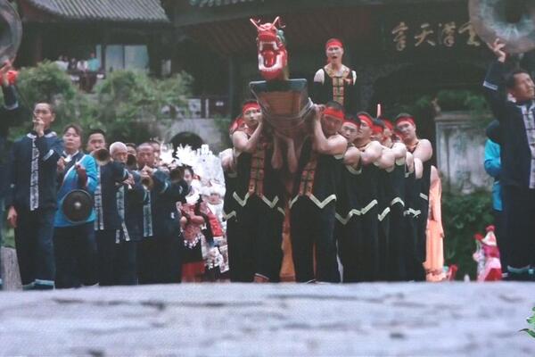 U Crnoj Gori proslavljen Festival zmajevih čamaca, posetioci uživali u kineskim specijalitetima