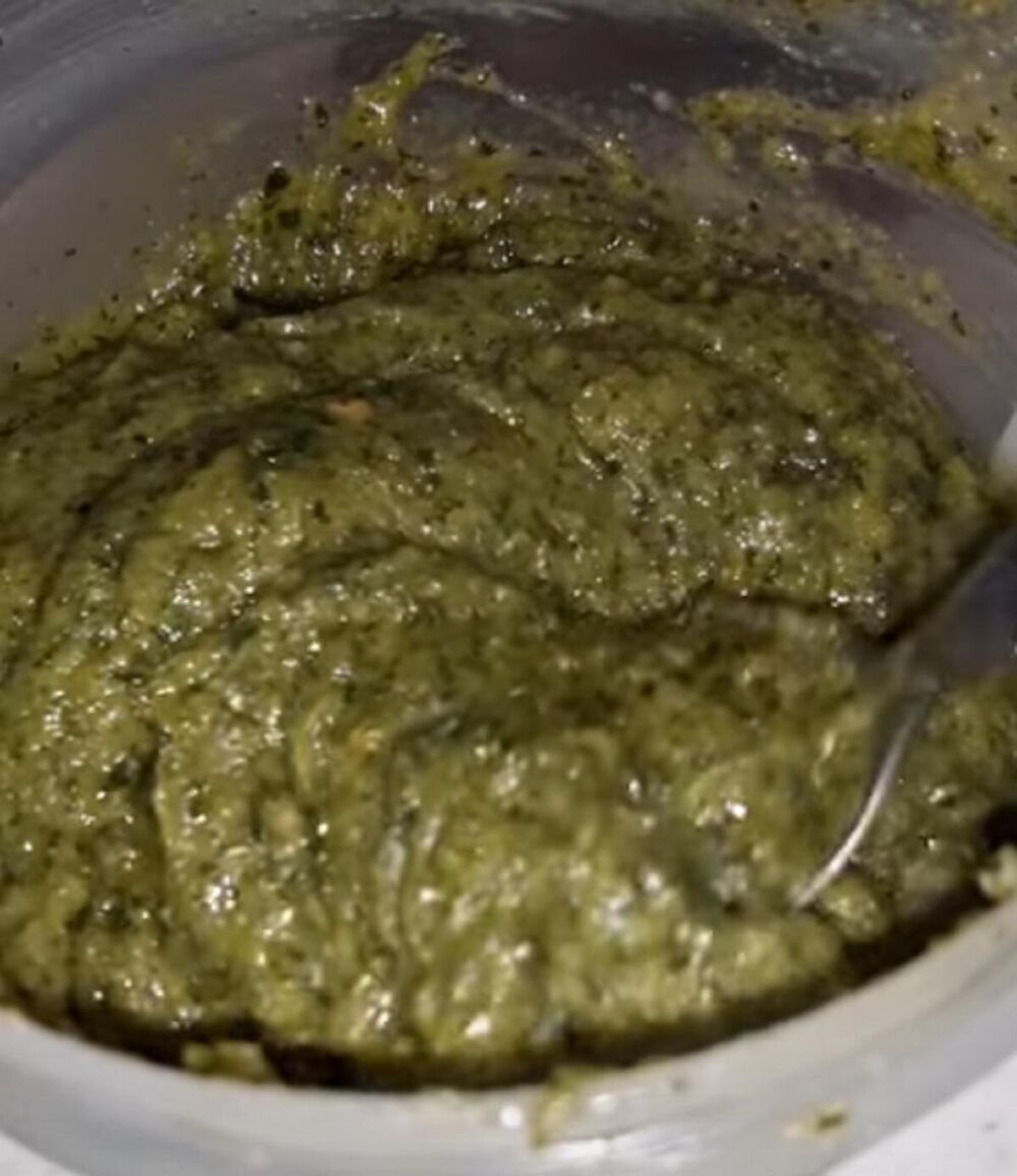 Pesto sos