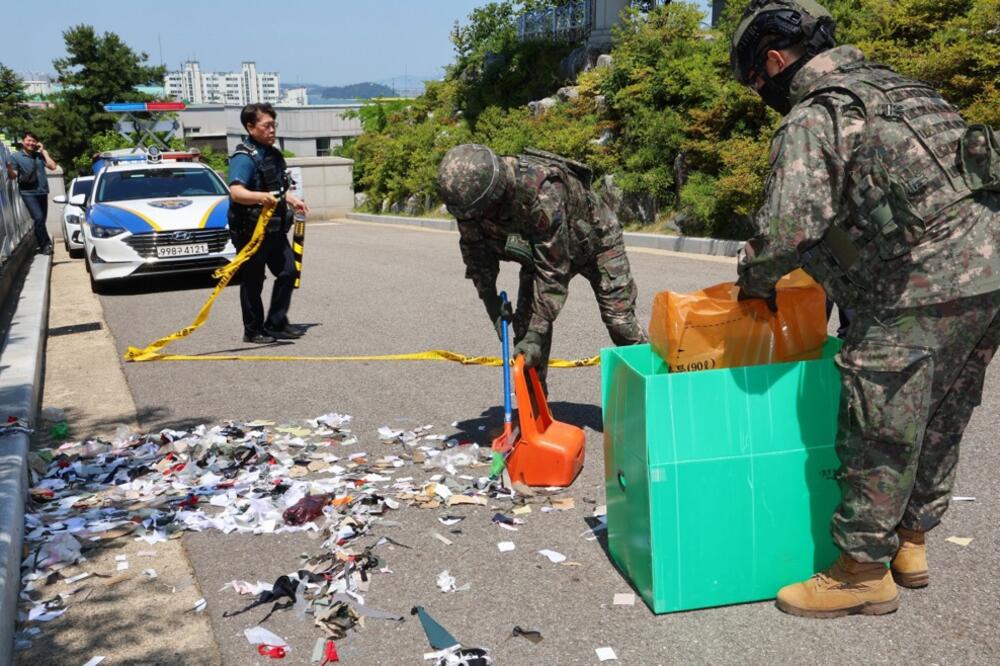 SEVERNA KOREJA PONOVO "BOMBARDOVALA" JUŽNU KOREJU SA BALONIMA: Evo šta su sada POSLALI!