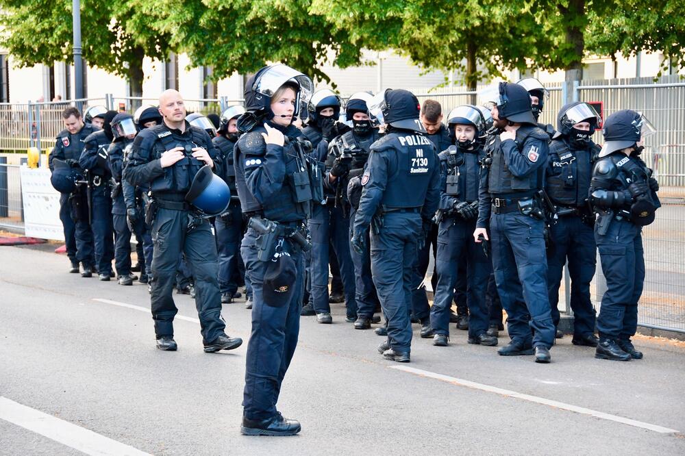 Nemačka u pripravnosti: Trostruki ubica i dalje u bekstvu, evo šta je sledeći potez