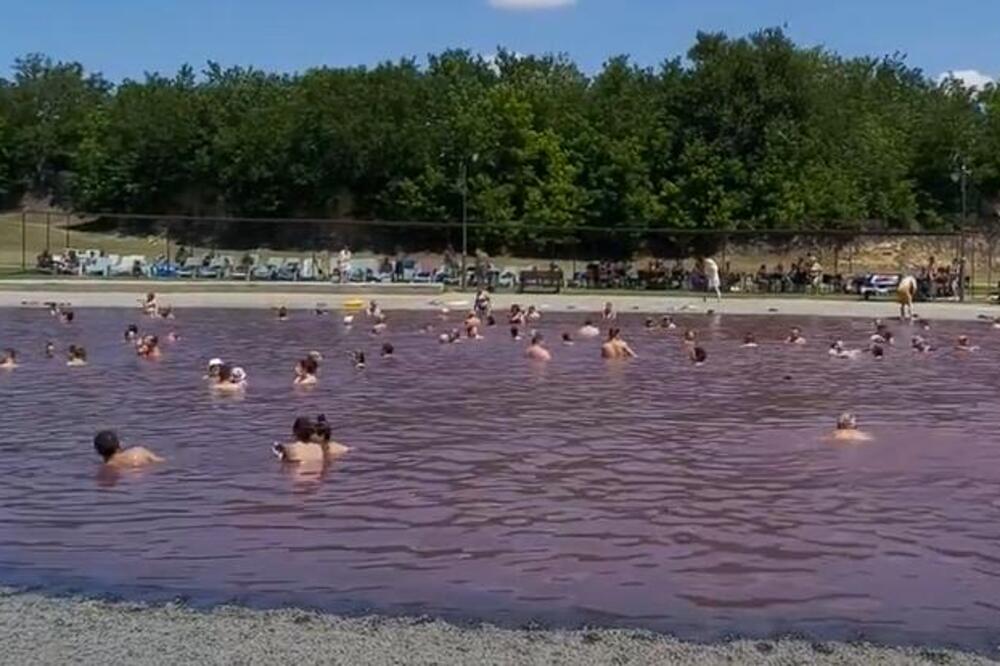 NAJNEOBIČNIJA BANJA U SRBIJI JE PRAVA ATRAKCIJA ZA TURISTE: Ružičasto jezero, lekovita voda, a cena smešna (FOTO)