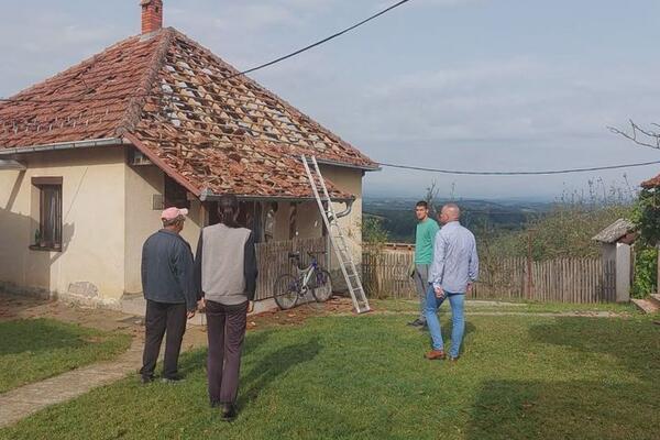 POGLEDAJTE KATAKLIZMIČKE SCENE U OSEČINI: Grad ostavio PUSTOŠ iza sebe, meštani ne znaju šta ih je SNAŠLO (FOTO)