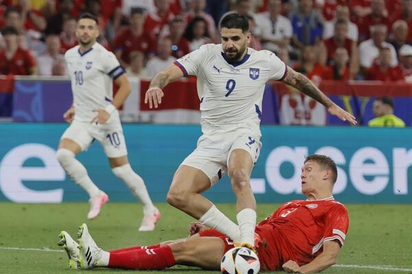 NISMO IMALI SREĆE: Srbiji poništen gol zbog par centimetara! (VIDEO)