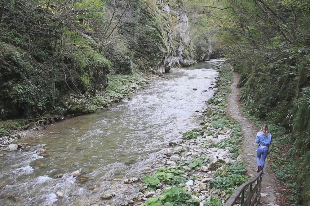 Za ovu banju u Srbiji je retko ko čuo, a noćenje košta samo 2.000 dinara: Skrivena oaza koja je čista i netaknuta