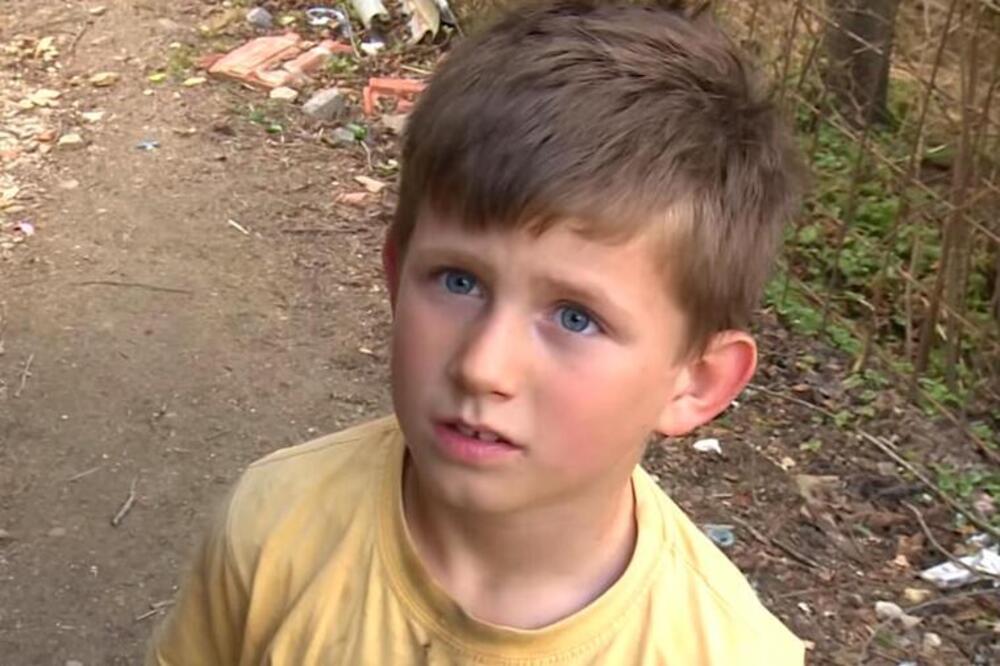 Živeo bez struje, nije imao gde da se okupa i imao je samo 1 želju: Evo gde je dečak kojeg je majka ostavila! VIDEO