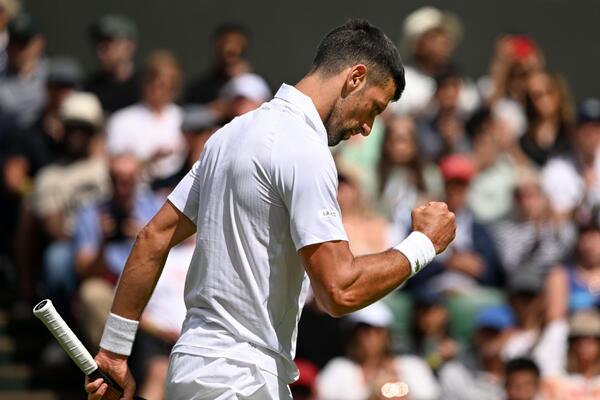 ĐOKOVIĆ ZADIVIO ČITAVU PLANETU: Evo kako je Novak proslavio pobedu nad Popirinom!