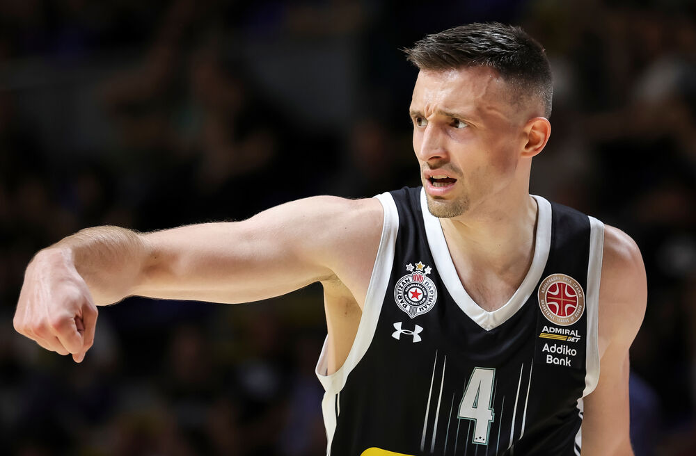 Aleksa Avramović dok je nastupao za Partizan 