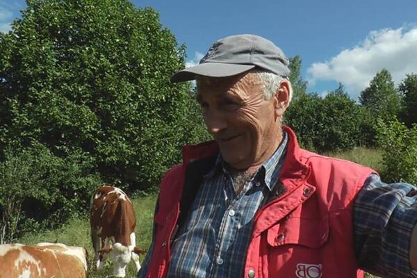 "NE LETUJEM, ALI PARE NISU LOŠE": Čobanin Ljubenko radi posao koji voli, ali pored dobre zarade ima jednu manu FOTO