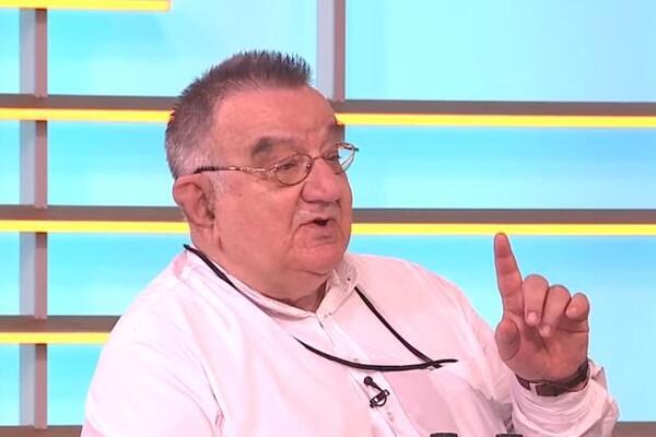 Doktor Voja podelio recept za najbolji napitak koji čisti creva: Tvrdi da nema ničeg bolje, a pije se samo OVAKO