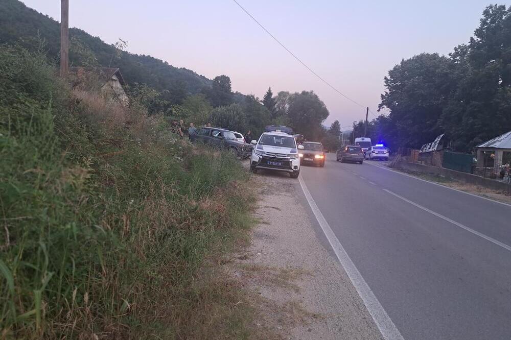 Prve slike nakon dvostrukog ubistva kod Majdanpeka: Policija ne može da priđe mestu nesreće zbog požara (FOTO)