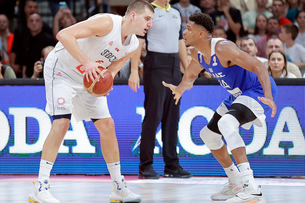 Adetokumbo precrtan zbog povrede! Veliki šok za Grčku pred Srbiju i Olimpijske igre (Foto)