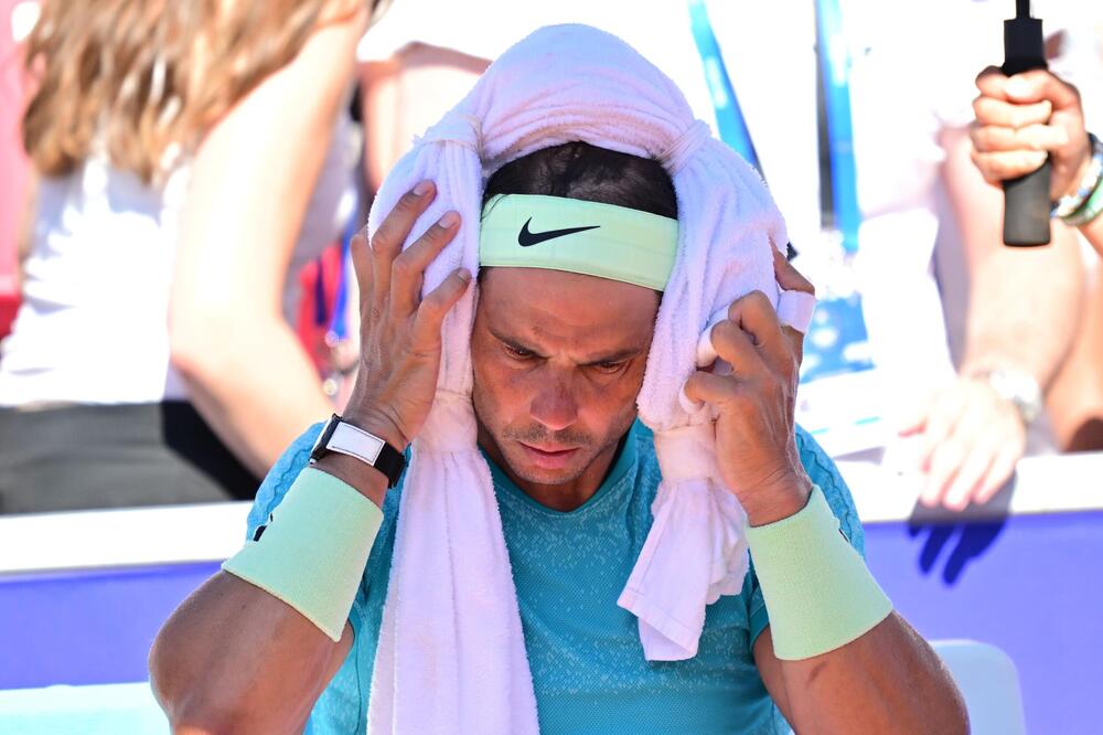 NOVAK SLAVI: Nadal brutalno ponižen, Rafa se baš obrukao!