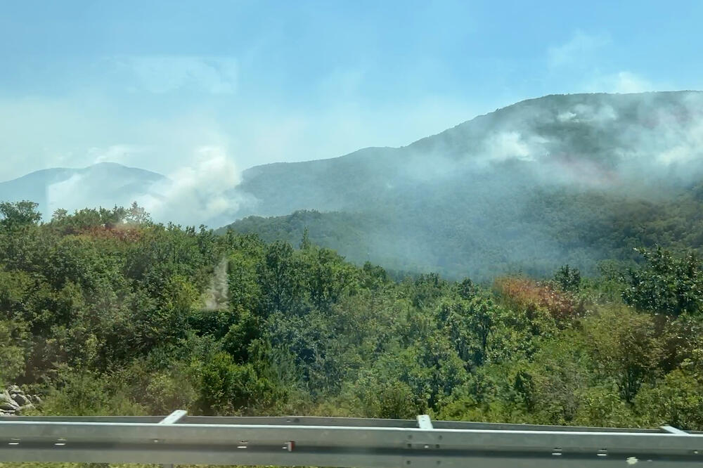 Još uvek bukti ogroman požar iznad Budve i Cetinja: Vatrogasci se čitavu noć borili sa buktinjom (FOTO)