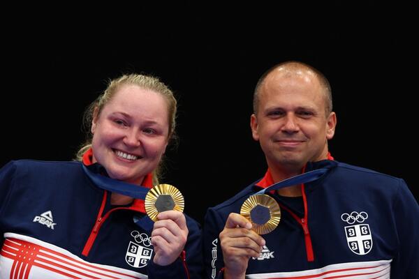 Ovo je razlog zbog kojeg sportisti grizu medalje na Olimpijskim igrama: Kad čujete, pašćete u nesvest