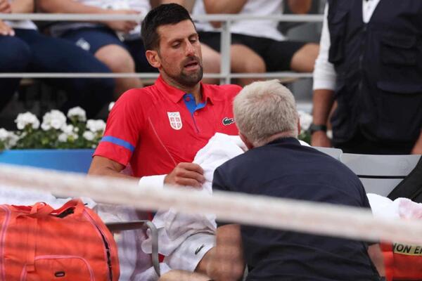 Užasne vesti iz Pariza: Novak odustaje od polufinala?