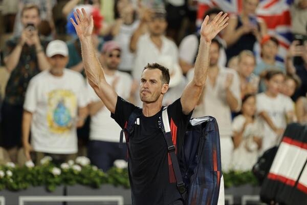 Veliki Endi Mari u suzama završio karijeru uz samo jednu želju - Novak sa zlatnom daljom u Parizu (Foto)