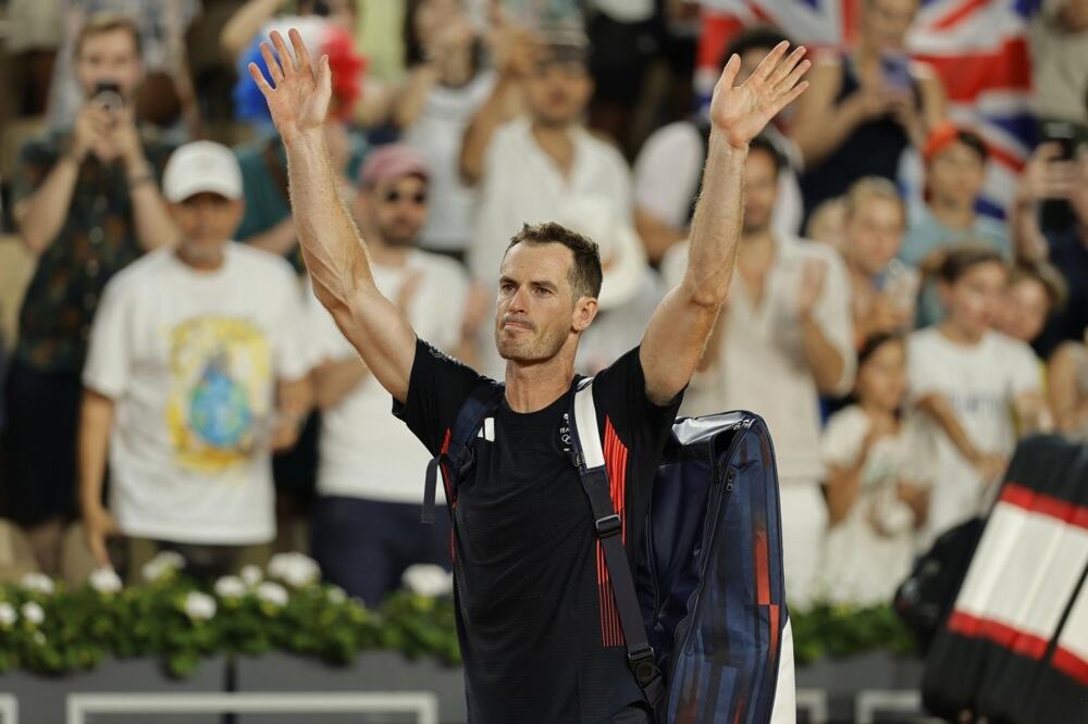 Veliki Endi Mari u suzama završio karijeru uz samo jednu želju - Novak sa zlatnom daljom u Parizu (Foto)